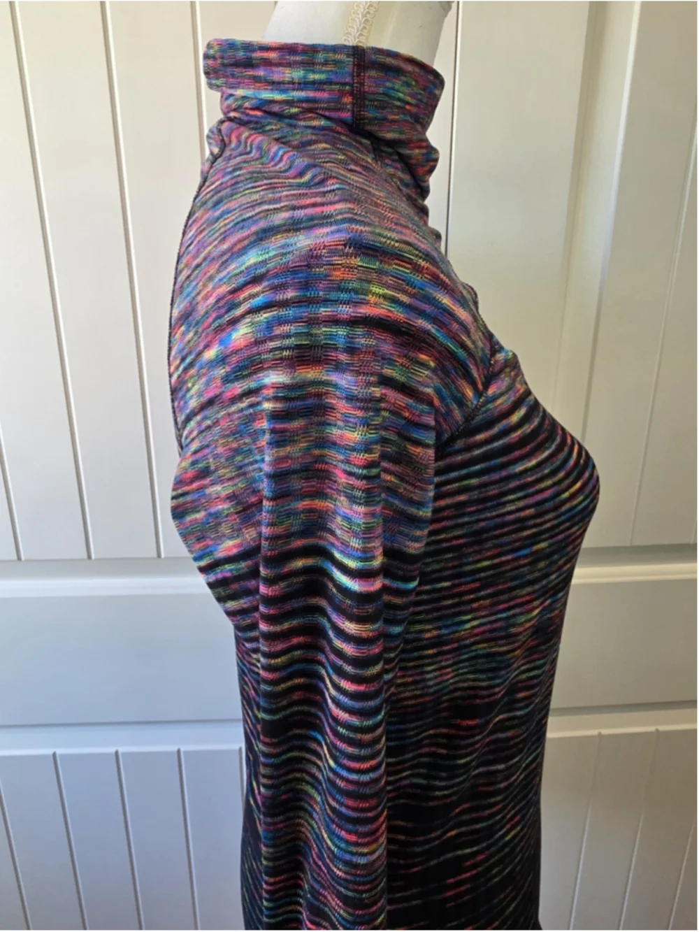 Nike Pro Hyperwarm Cowl Neck Pullover Top Sz L Multicolor Thermal Outdoors Layer